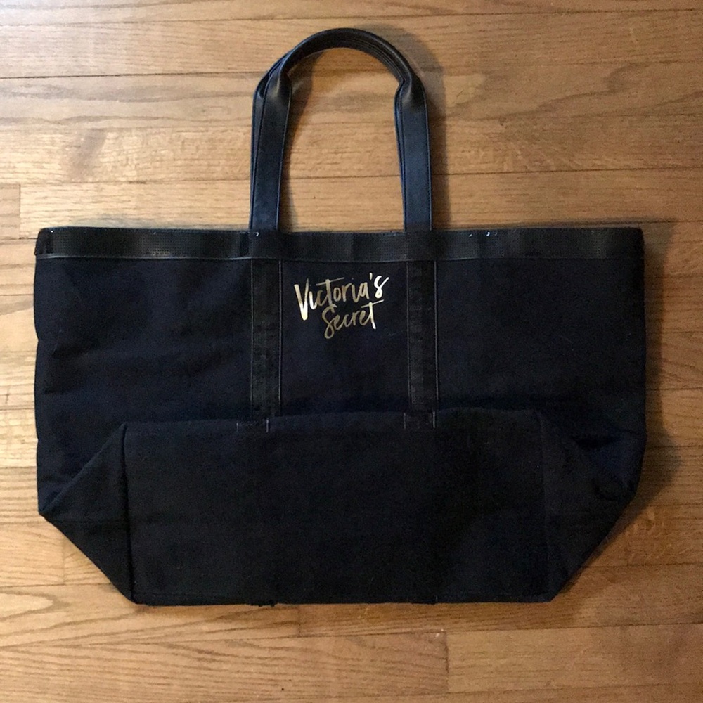 NWOT! Black VS Large Tote